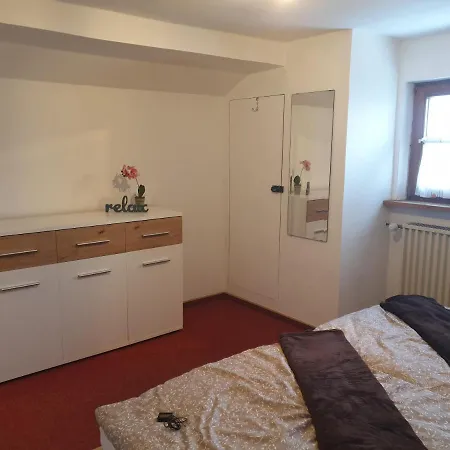 Ferienwohnung Floesserstube Apartamento